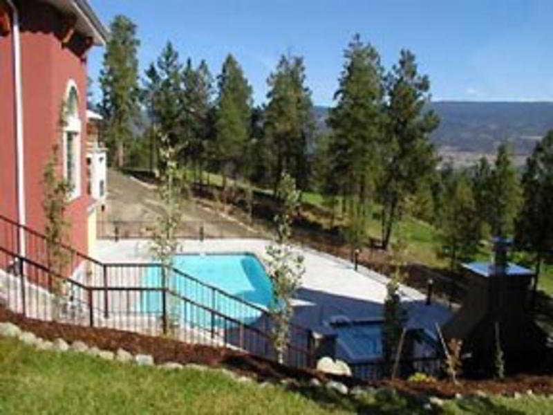 Bellasera Tuscan Villas เคโลว์นา ภายนอก รูปภาพ